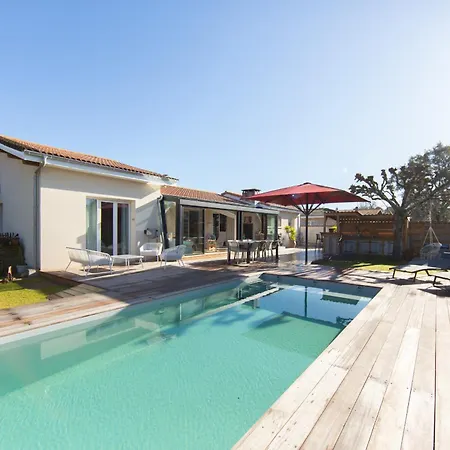 Goya Avec Piscine A Villa