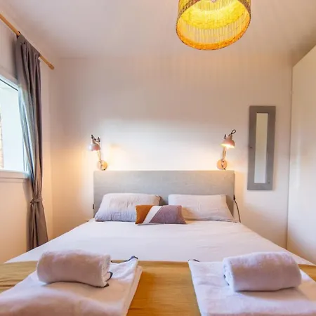 Goya In With Private Pool Ares