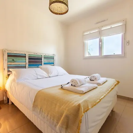 Goya In With Private Pool Ares